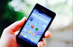 Sony Xperia E1. �/�