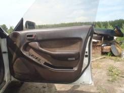 Обшивка крышки багажника. Toyota Camry Prominent, VZV30