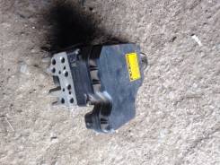 Блок abs. Toyota Crown, GRS182 Двигатели: 3GRFSE, 3GRFE