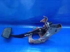 Педаль тормоза. Toyota Prius, NHW11 Двигатель 1NZFXE