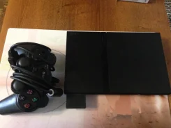 Sony PlayStation 2 Slim ����