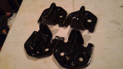 Ответная часть замка двери Ford Focus II 2005-2011