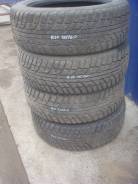 Kumho I'Zen RV Stud KC16. Зимние, шипованные, износ: 20%, 4 шт