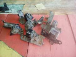 Подушка двигателя. Toyota Corona Toyota Caldina Toyota Gaia Двигатели: 3SFE, 1AZFSE