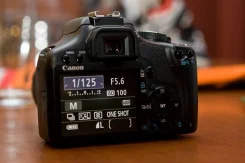 Canon EOS 450D Body ����