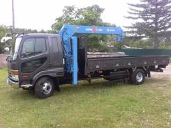Mitsubishi Fuso. Бортовой грузовик с манипулятором, 8 200 куб. см., 5 000 кг.