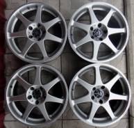 Enkei. 7.0x17, 5x114.30, ET38, ЦО 73,0 мм.