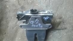 Замок крышки багажника. Volvo C40 Volvo V50 Volvo S40 Ford Focus