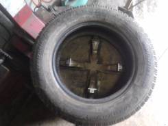 Goodyear UltraGrip 500. Зимние, шипованные, износ: 30%, 1 шт