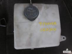 Бачок стеклоомывателя. Toyota Cresta, JZX105, JZX100, GX100, GX90 Toyota Mark II, JZX105, GX90, JZX100, GX100 Toyota Chaser, GX100, JZX100, GX90, JZX1...