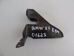 Кронштейн замка капота BMW X1
