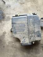 Корпус воздушного фильтра. Toyota: Cressida, Regius Ace, Crown, Verossa, Altezza, Innova, Tundra, Mark II Wagon Blit, FJ Cruiser, Fortuner, Hilux Pick...
