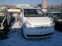 Стекло лобовое. Nissan Serena, TNC24