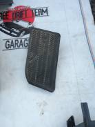 Подставка под ногу. Toyota: Cressida, Crown, Verossa, Altezza, Chaser, Mark II Wagon Blit, Mark II, Cresta