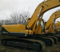 Hyundai R220LC. Гусеничный экскаватор -9S, 5 880 куб. см., 1,10 куб. м.