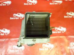 Радиатор отопителя. Mitsubishi Pajero, V14V, V26W, V24V, V25W, V24W, V34V, V23W, V24WG, V26WG, V21W, V46WG, V47WG, V26C, V25C, V24C, V44WG, V23C, V43W...