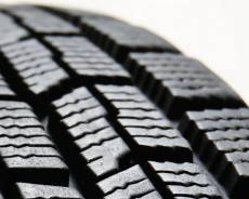 Goodyear Ice Navi Zea. Зимние, без шипов, износ: 10%, 4 шт