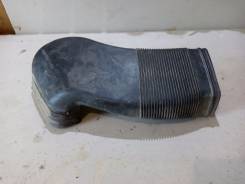 Патрубок воздухозаборника. Audi A6, C5 Audi A4 Audi S4 Audi S6