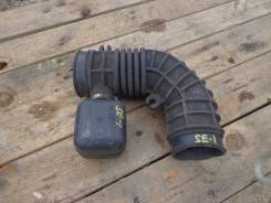 Патрубок воздухозаборника. Suzuki Escudo, TA52W, TD52W, TL52W Двигатель J20A