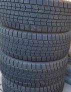 Dunlop Graspic DS3. Зимние, 2013 год, износ: 10%, 2 шт