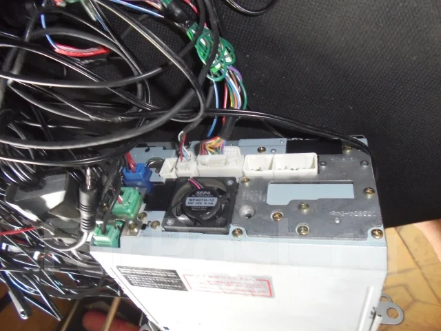 Eclipse AVN2204D ����