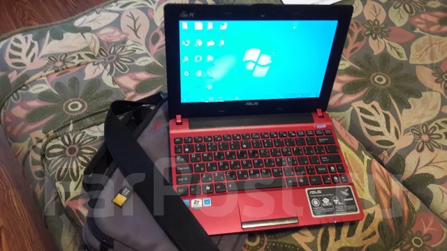 Asus Eee PC X101CH. 10.1", 16����, ��� 1024 ��, ���� 320���, WiFi: 1, Bluetooth: 1, ����������� �� 4��. ����