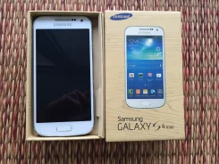 Samsung Galaxy S4 mini. �/� ����
