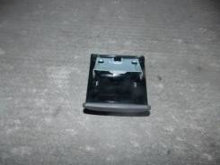 Пепельница. Toyota Ipsum, SXM10, SXM10G, SXM15G, SXM15