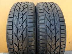 Toyo Snowprox S953. Зимние, 2013 год, износ: 20%, 2 шт