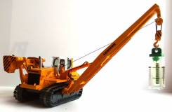 Масштабная модель трубоукладчик Liebherr RL64