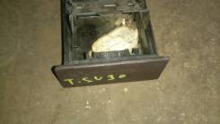 Пепельница. Toyota Vista, SV30, VZV33, VZV32, CV30, VZV31, VZV30, SV35, SV32, SV33 Toyota Camry, VZV33, VZV32, SV30, CV30, SV32, VZV31, SV33, VZV30, S...