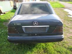 Бампер. Mercedes-Benz E-Class, W124 Двигатель 104
