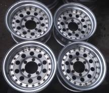 Dunlop. 7.5x15", 6x139.70, ET-22