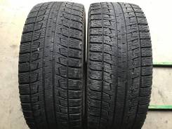Bridgestone Blizzak Revo2. Зимние, без шипов, 2011 год, износ: 10%, 2 шт