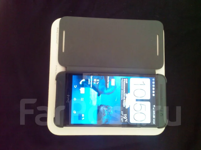 HTC One E8. �/� ����