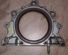 Крышка коленвала. Toyota: Vitz, iQ, Yaris, Passo, Crown, Aygo, Belta, Tank, Roomy Двигатель 1KRFE