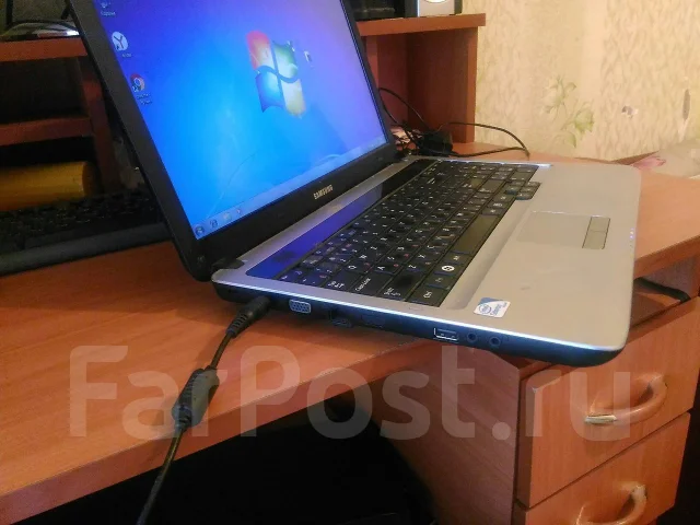 Samsung RV508. ��� 2048 ��, ���� 320���, WiFi: 1 ����