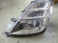 Фара. Honda Stream, LA-RN1, LA-RN2