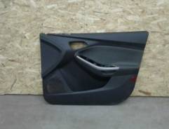 Обшивка двери. Ford Focus