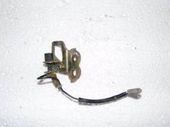 Замок крышки багажника. Toyota Camry, SV30 Двигатель 4SFE