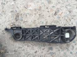 Кронштейн крепления бампера. Toyota RAV4, ACA38, ACA38L, ACA36, QEA38, ASA33, GSA33, ASA38, ALA30, ZSA30, ACA36W, ACA30, ACA31, GSA38, ACA31W, ACA33...