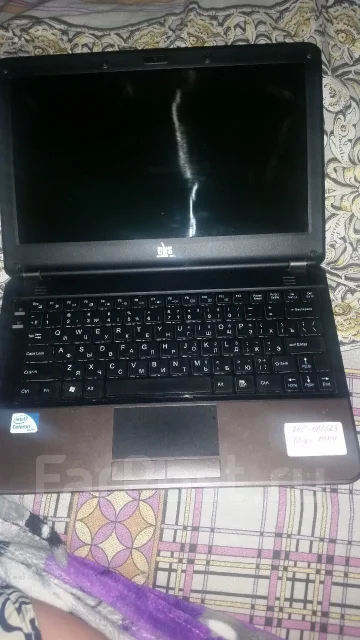 DNS Travel. 11.6", 2,2����, ��� 2048 ��, ���� 750���, WiFi: 1, Bluetooth: 1, ����������� �� 6��. ����