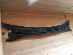 Решетка под дворники. Toyota Hiace Regius, RCH47W, KCH40G, KCH40W, RCH41W, KCH46G, KCH46W Toyota Touring Hiace, RCH47W, KCH40W, RCH41W, KCH46W Toyota...