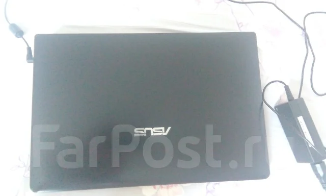 Asus X501U. 15.6", 1����, ��� 2048 ��, ���� 320���, WiFi: 1, Bluetooth: 1, ����������� �� 3��. ����