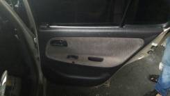 Обшивка двери. Toyota Sprinter