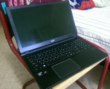 Acer Aspire V5-552G. 15.6", 2,5����, ��� 8 ��, ���� 200���, WiFi, Bluetooth ����