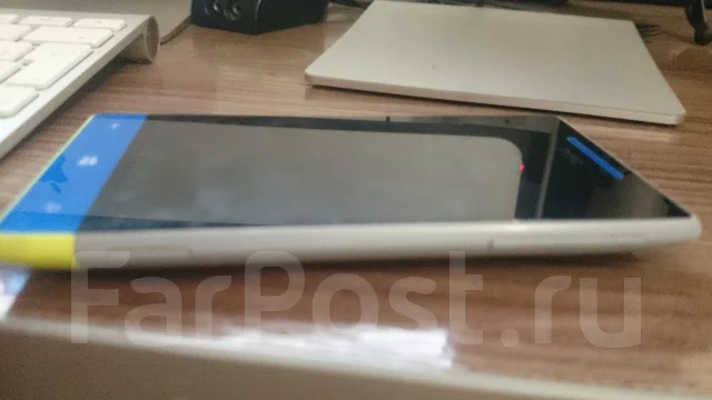 HTC Windows Phone 8s ����