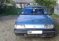 Renault 19. механика, задний, 1.6 (103 л.с.), бензин, 300 000 тыс. км
