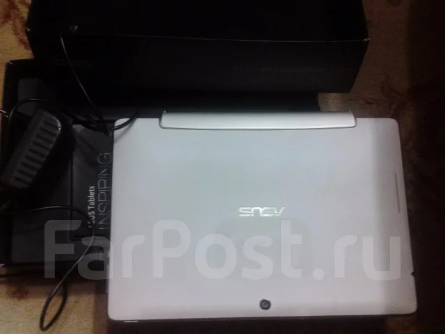 Asus Transformer Pad TF300TG 3G 16Gb ����