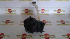 Бачок стеклоомывателя. Toyota Cresta, JZX91, JZX90, JZX93, JZX105, GX105, JZX100, JZX101, GX90, SX90, LX90, GX100, LX100 Toyota Mark II, LX90Y, JZX91E...